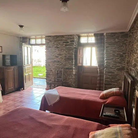 Casa Benaxo Ribeira Sacra * Currelos