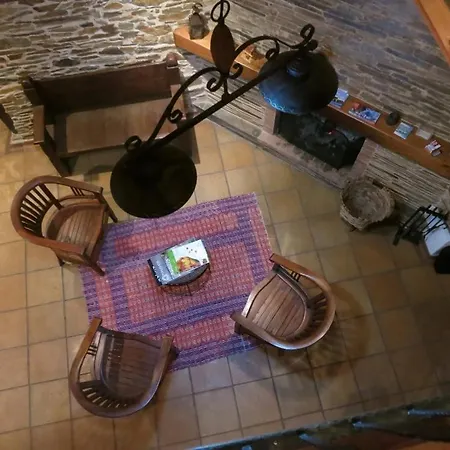 Casa Benaxo Currelos