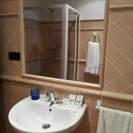 Casa Benaxo * Currelos