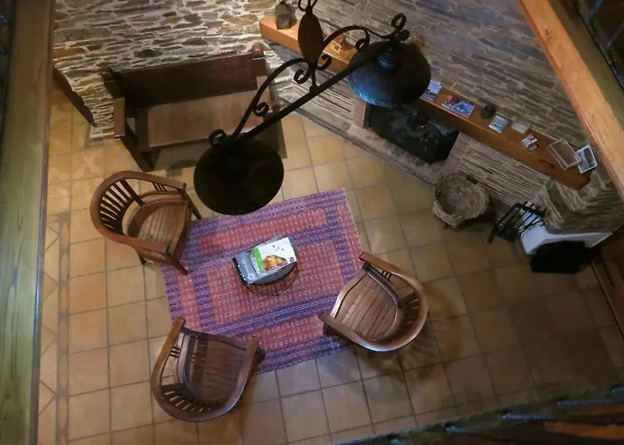 Casa Benaxo Currelos